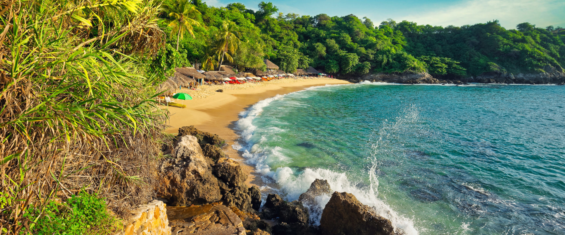 Is puerto escondido dangerous?